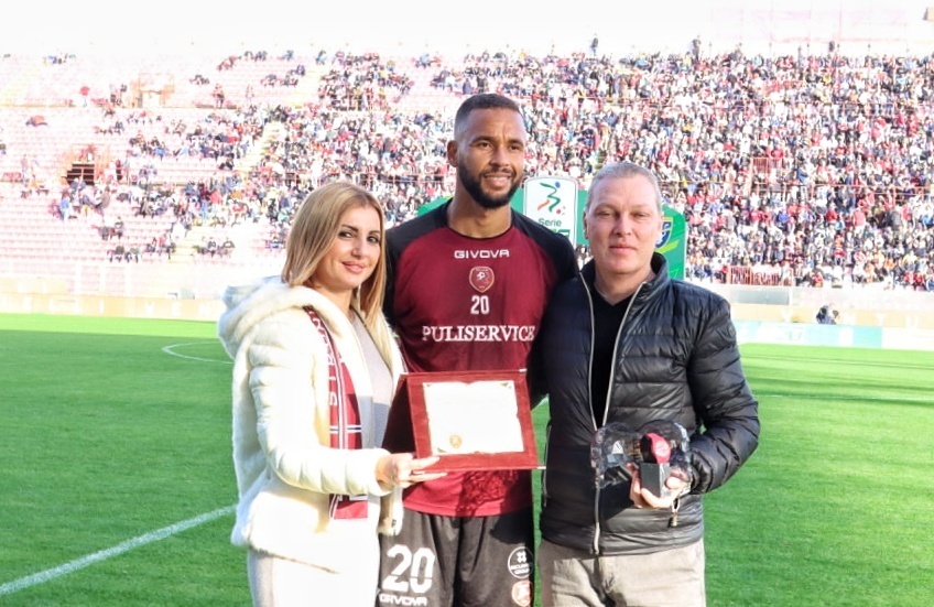 Reggina-Frosinone premiazione Hernani