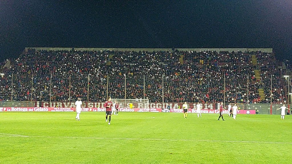 Reggina-Inter coreografia luci (1)