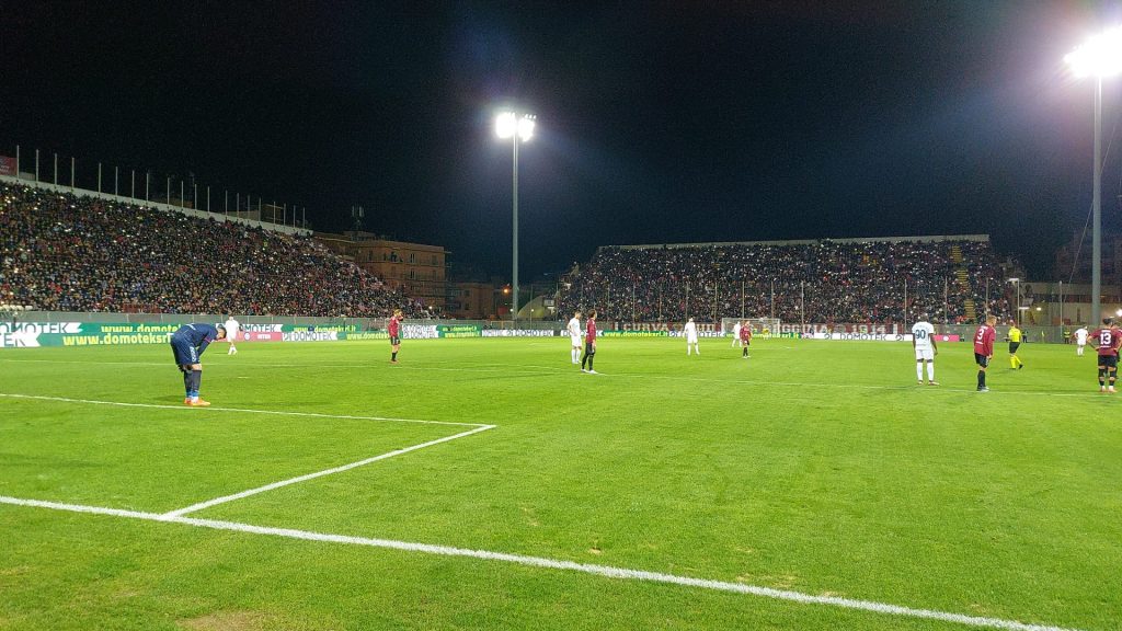 Reggina-Inter coreografia luci (1)