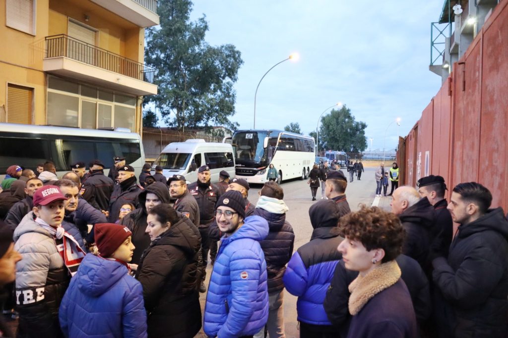 Tifosi Reggina-Inter fuori dal Granillo