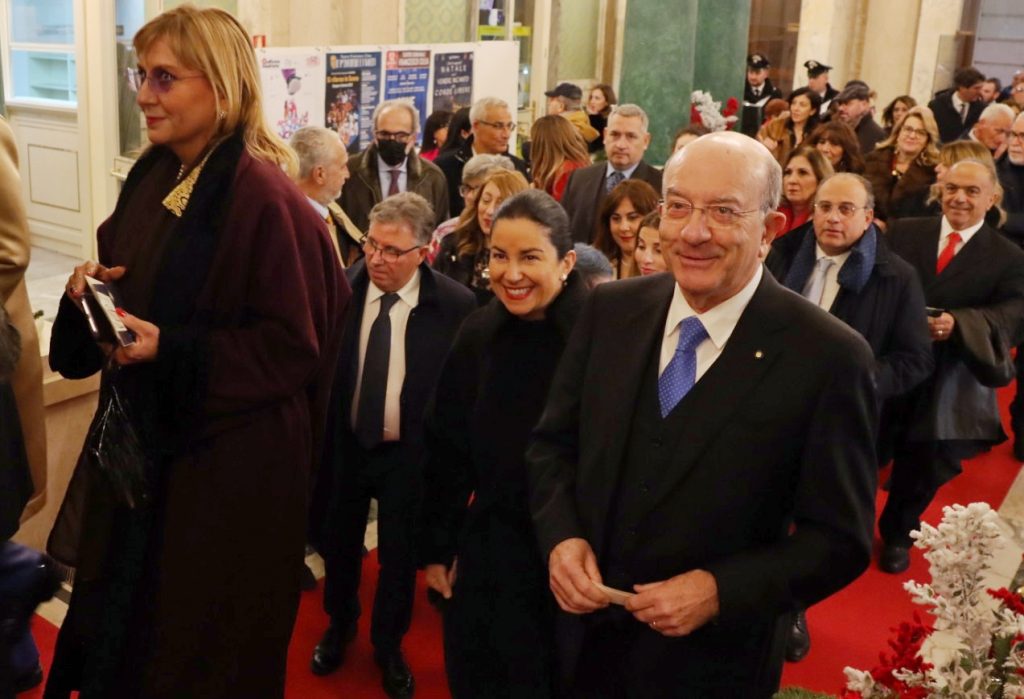 lamberti teatro cilea
