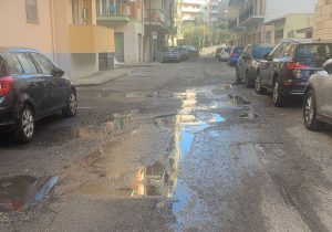 Buche Via Villini Svizzeri Reggio Calabria