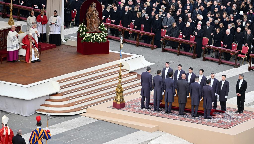 Funerali Ratzinger