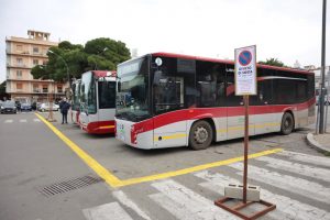 Lavori scavi Piazza Garibaldi area recintata cambia capolinea Atam