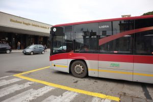 Lavori scavi Piazza Garibaldi area recintata cambia capolinea Atam