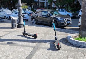 Monopattini elettrici sul Lungomare di Reggio Calabria