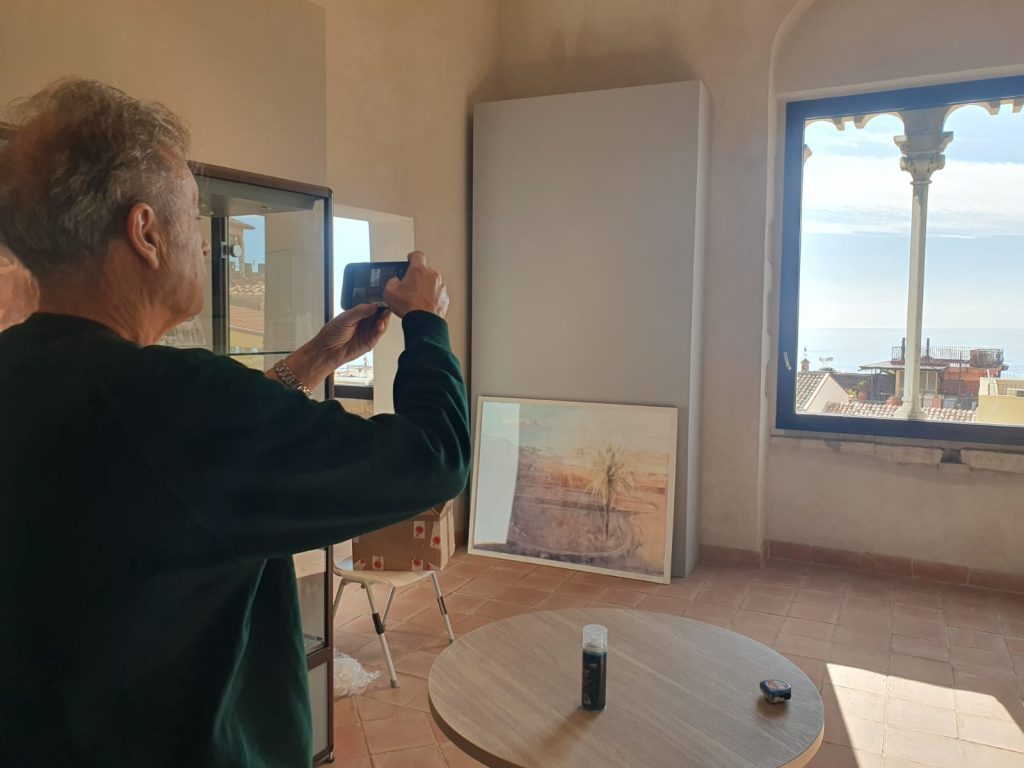 PNT, Taormina, il maestro Pedro Cano a Palazzo Ciampoli per allestimento mostra Teatros