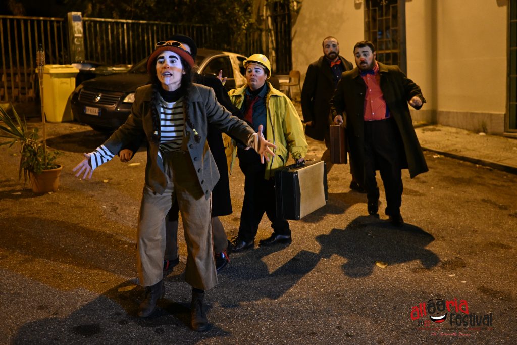 Pagliacci Clandestini