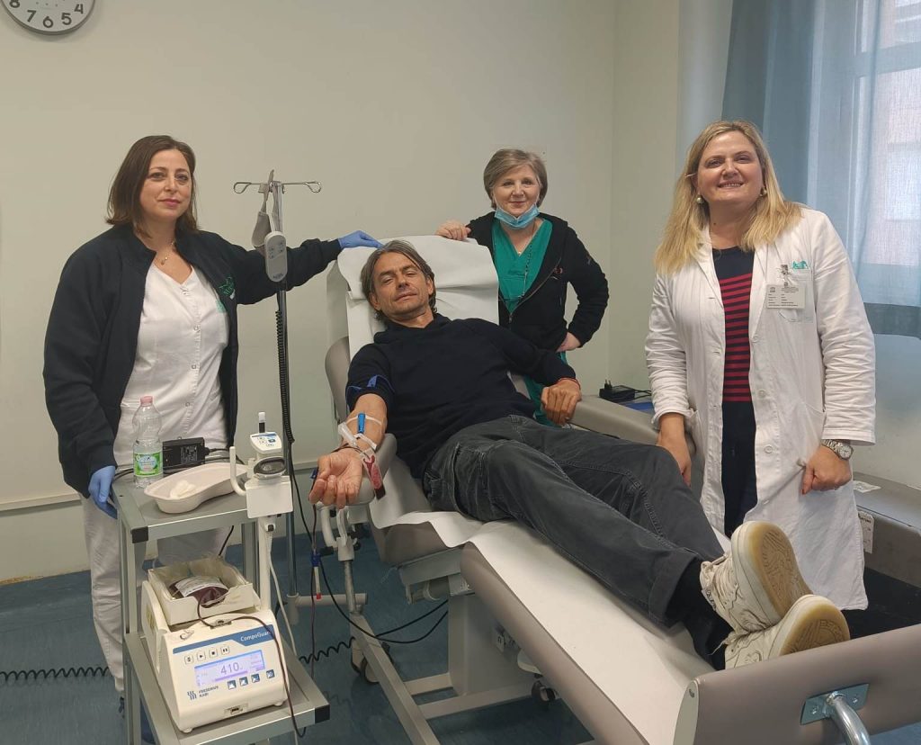 Pippo Inzaghi e Angela Robusti donano sangue al GOM