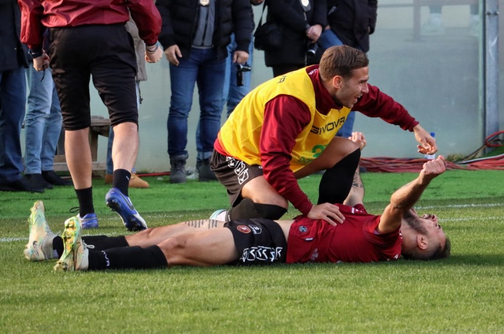 Reggina-Ternana Ricci e Canotto esultanza gol