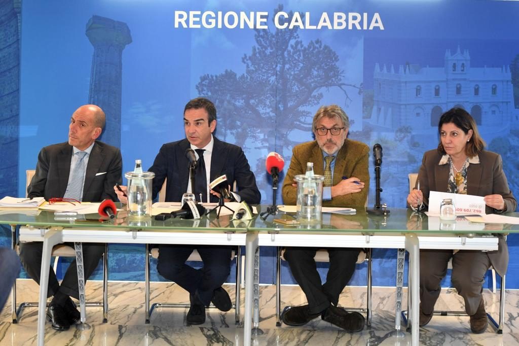 Sanità conferenza occhiuto