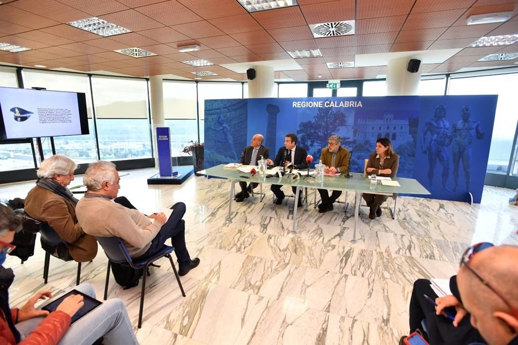 Sanità conferenza occhiuto