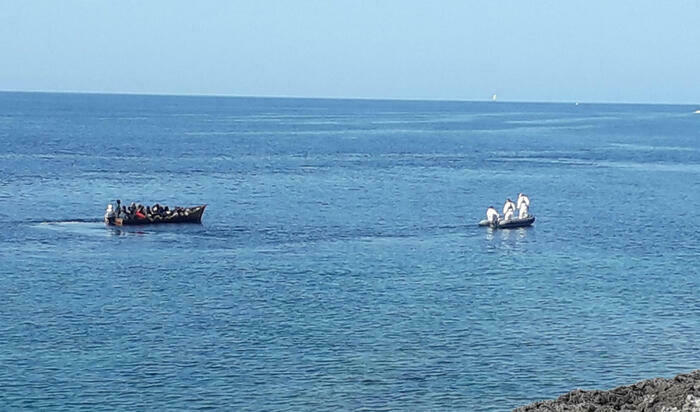 cadavere migrante lampedusa