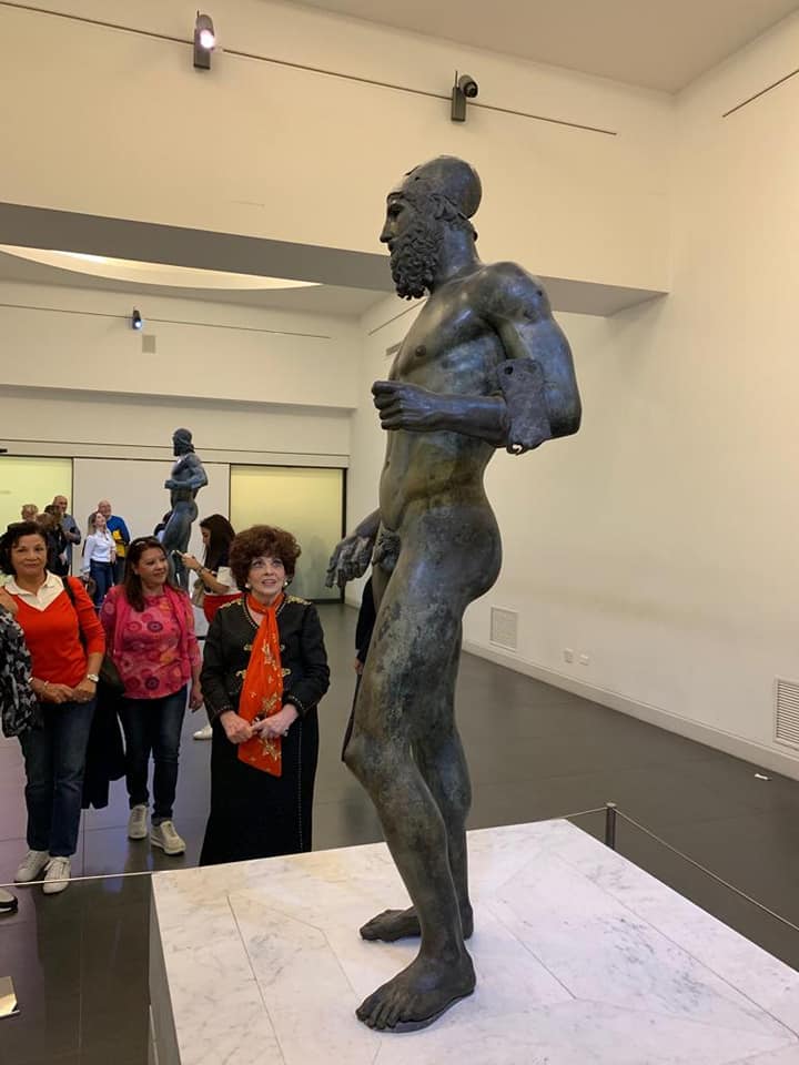gina lollobrigida al museo di reggio per i bronzi
