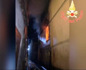 incendio abitazione longobucco