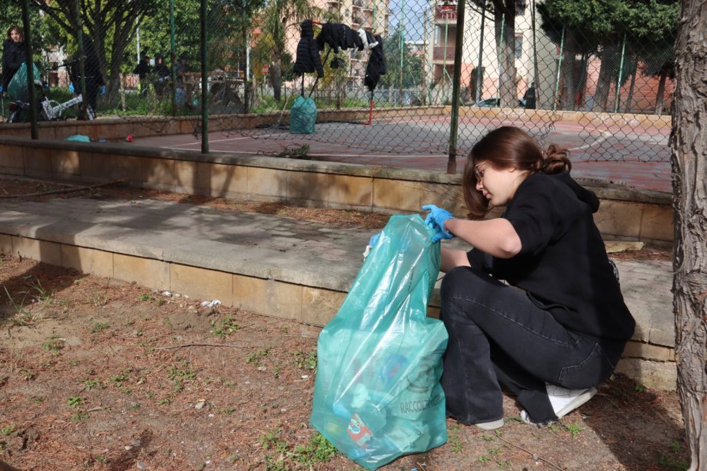 Angela Robusti, Inzaghi e gli studenti reggini al Rione Marconi