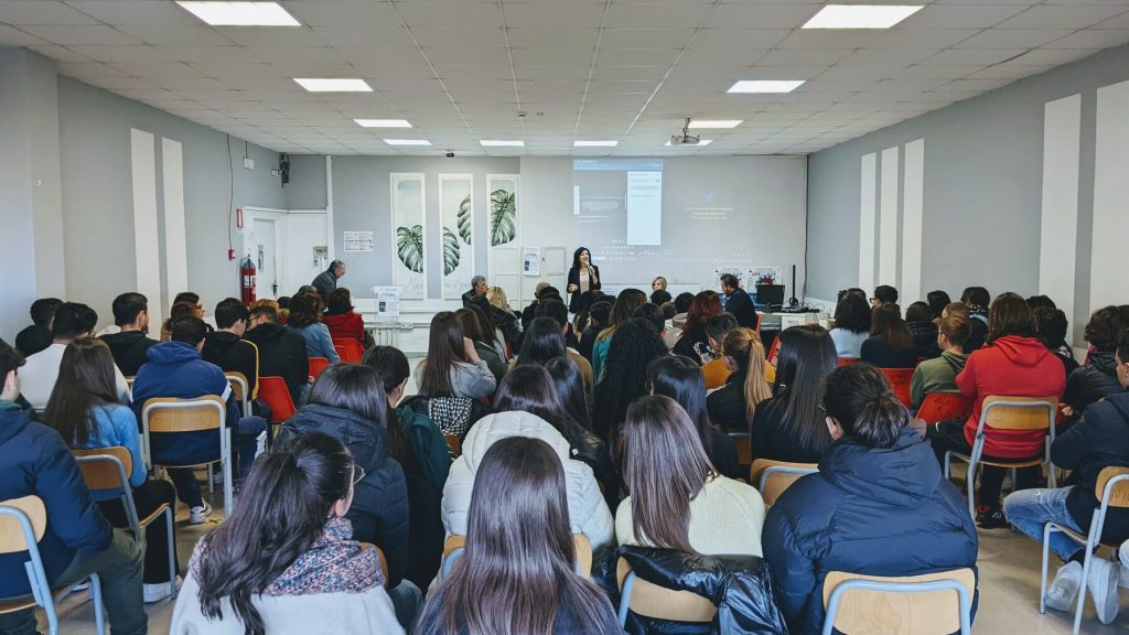 Dialogo Bartolo studenti Nostro Repaci