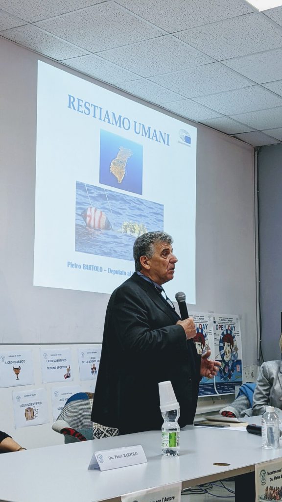 Dialogo Bartolo studenti Nostro Repaci