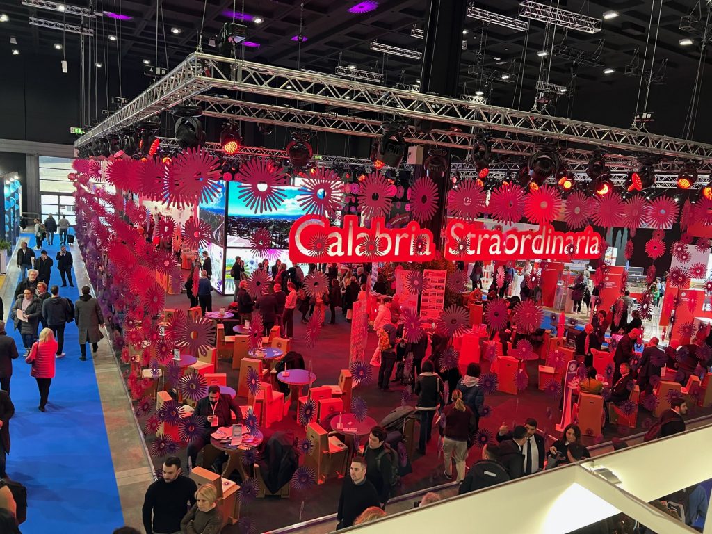 Occhiuto e la Calabria alla Bit di Milano