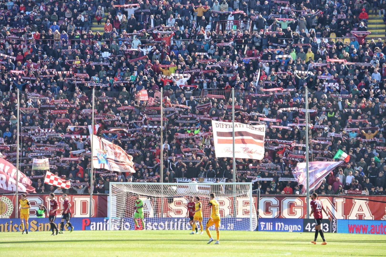 Reggina-Pisa curva sud tifosi granillo
