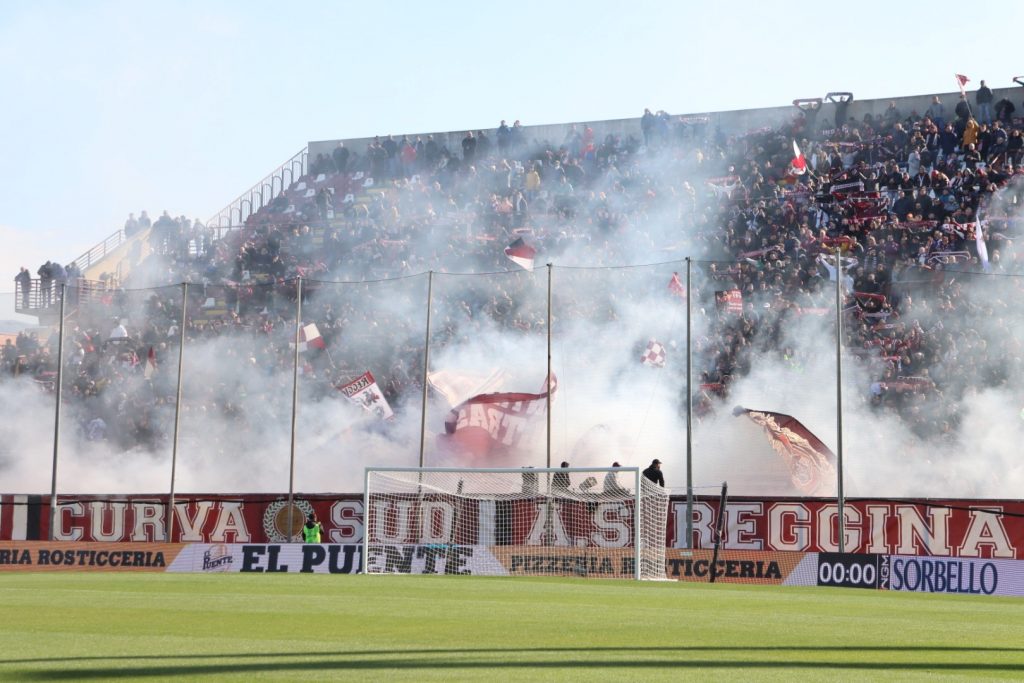 Reggina-Pisa Curva Sud granillo coreografia tifosi
