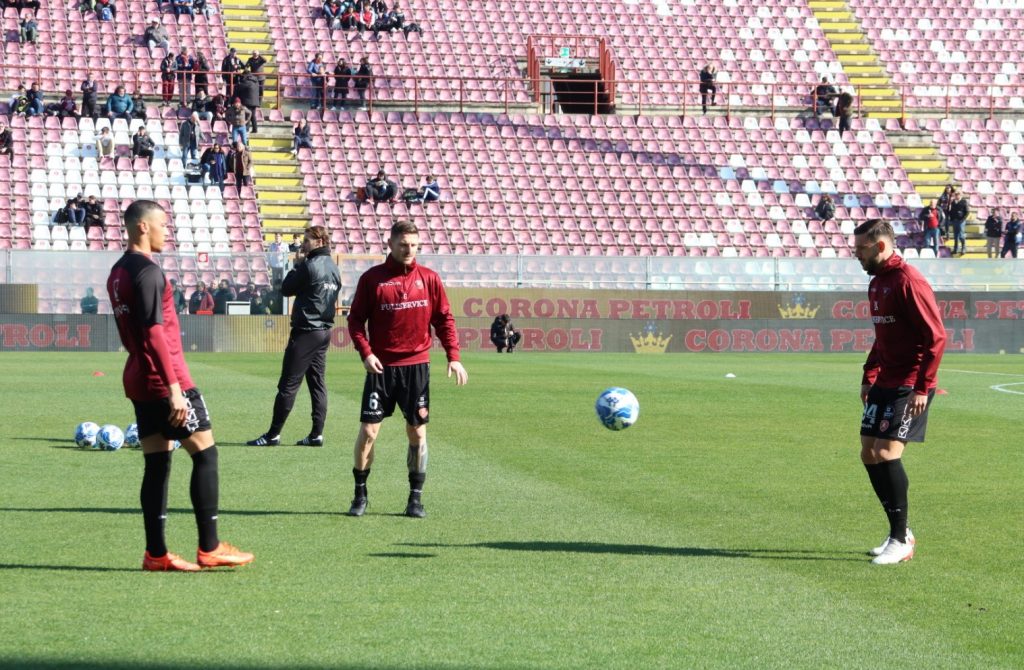 Reggina-Pisa prepartita riscaldamento Bouah Loiacono e Liotti