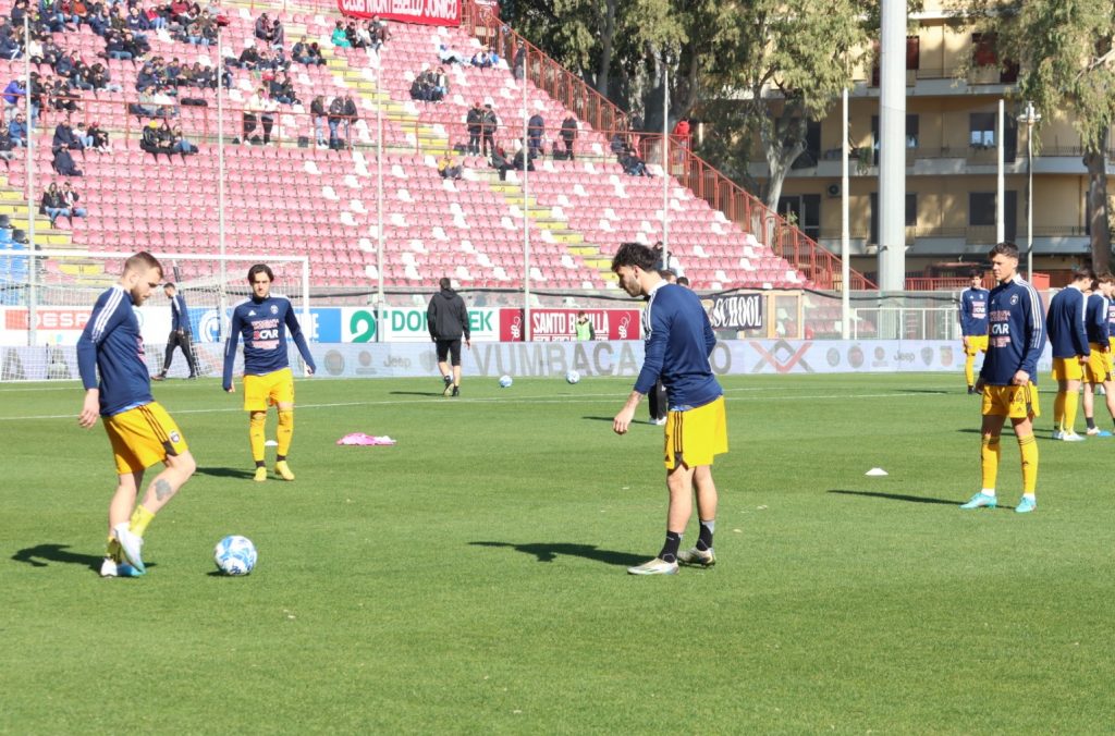 Reggina-Pisa prepartita riscaldamento