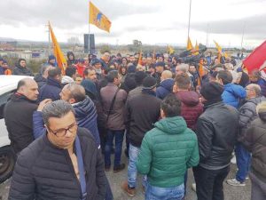 Sit-in porto gioia tauro