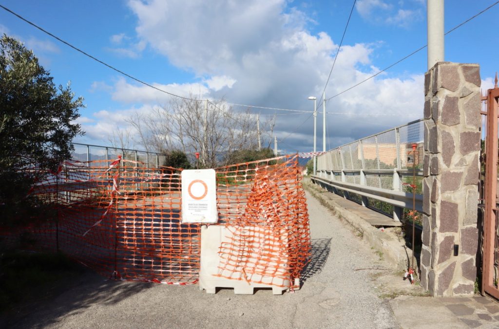 Strada chiusa Catona Concessa barriere pericolanti