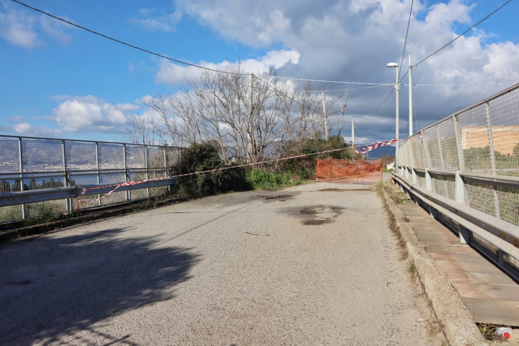 Strada chiusa Catona Concessa barriere pericolanti