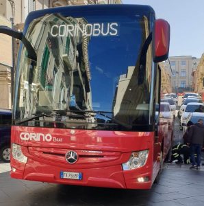 autobus incastrato corso garibaldi