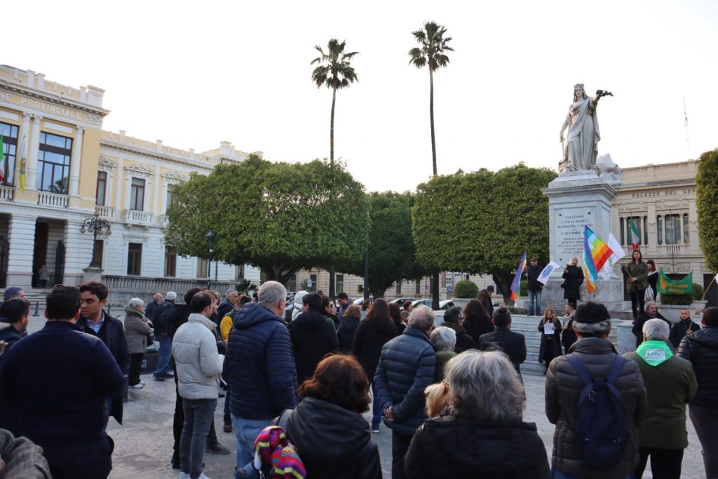 manifestazione pace reggio calabria