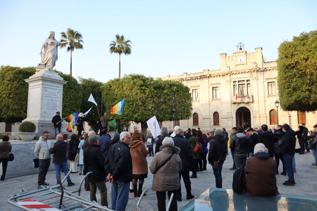 manifestazione pace reggio calabria