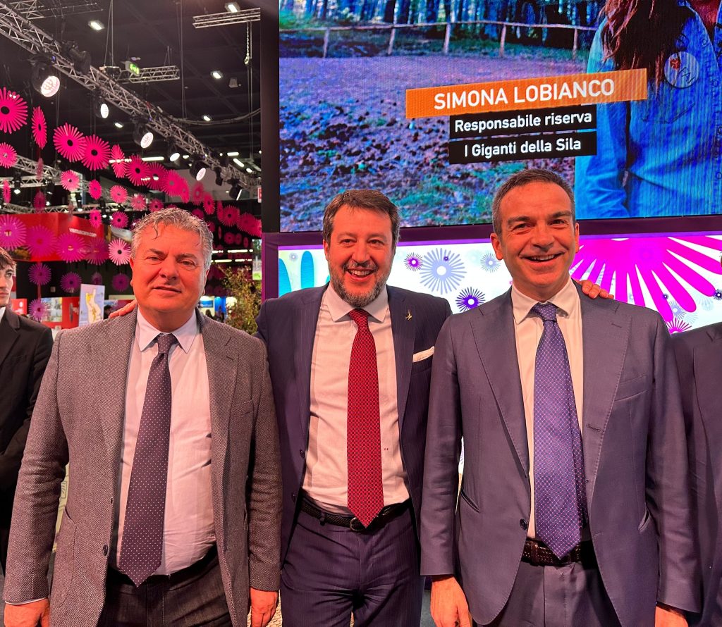 salvini allo stand della calabria