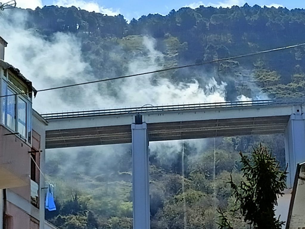 Incendio tir autostrada