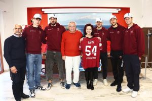 I calciatori della Reggina all'Avis