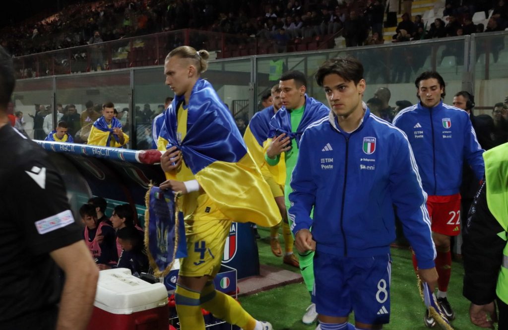 Italia-Ucraina al Granillo ingresso in campo