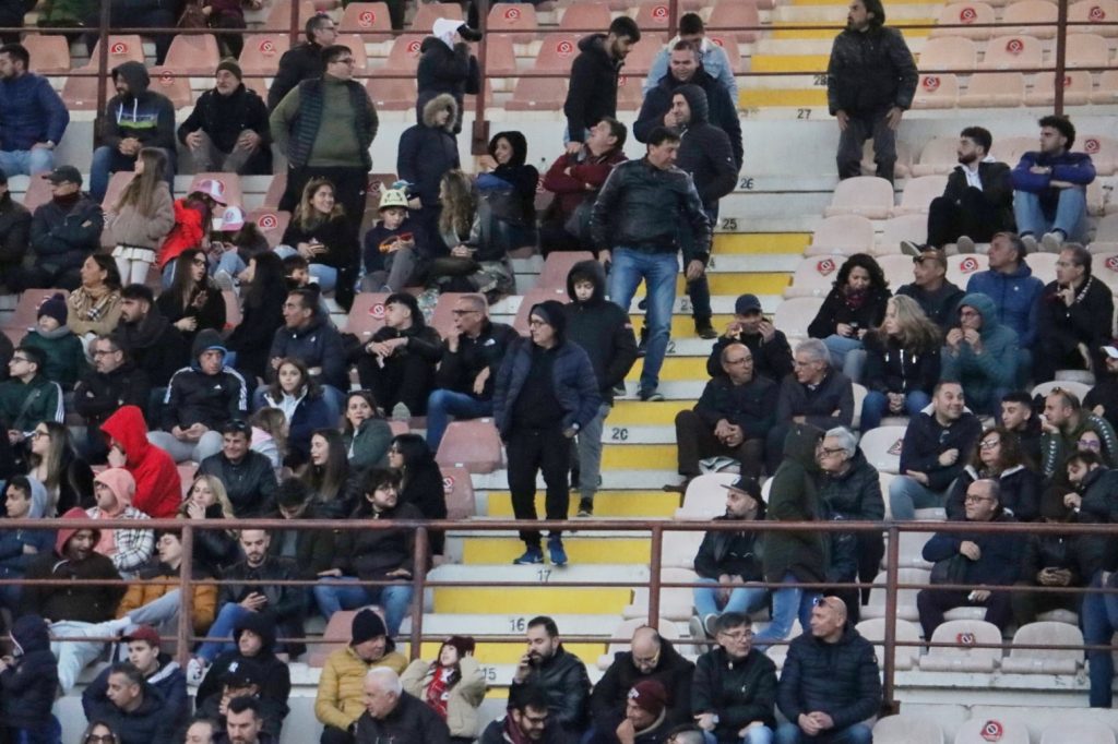 Reggina-Cagliari tifosi al Granillo in Tribuna