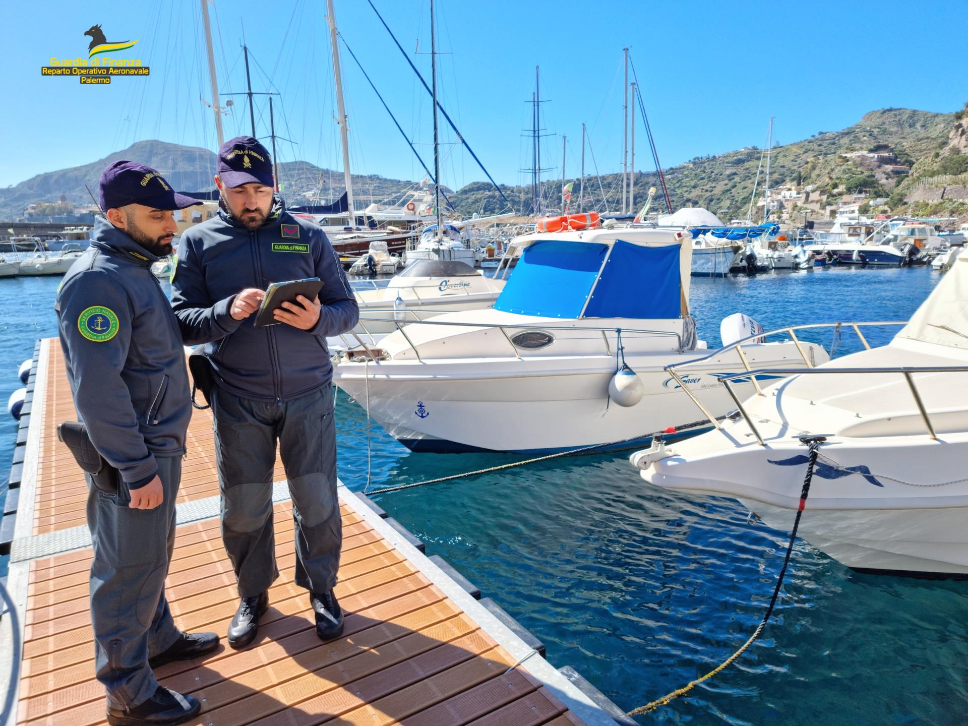 guardia di finanza palermo imbarcazioni