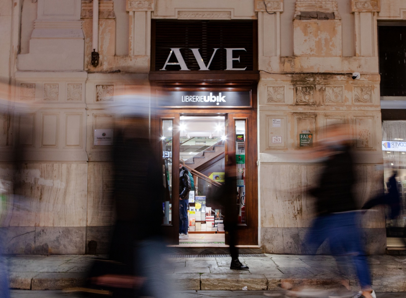 libreria Ave