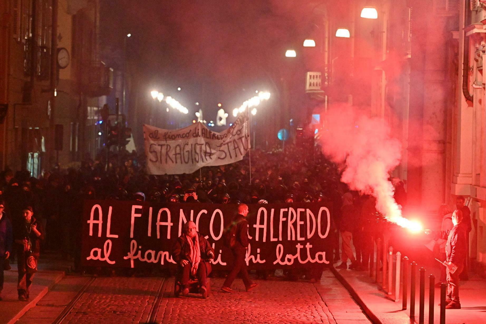 Corteo anarchici torino