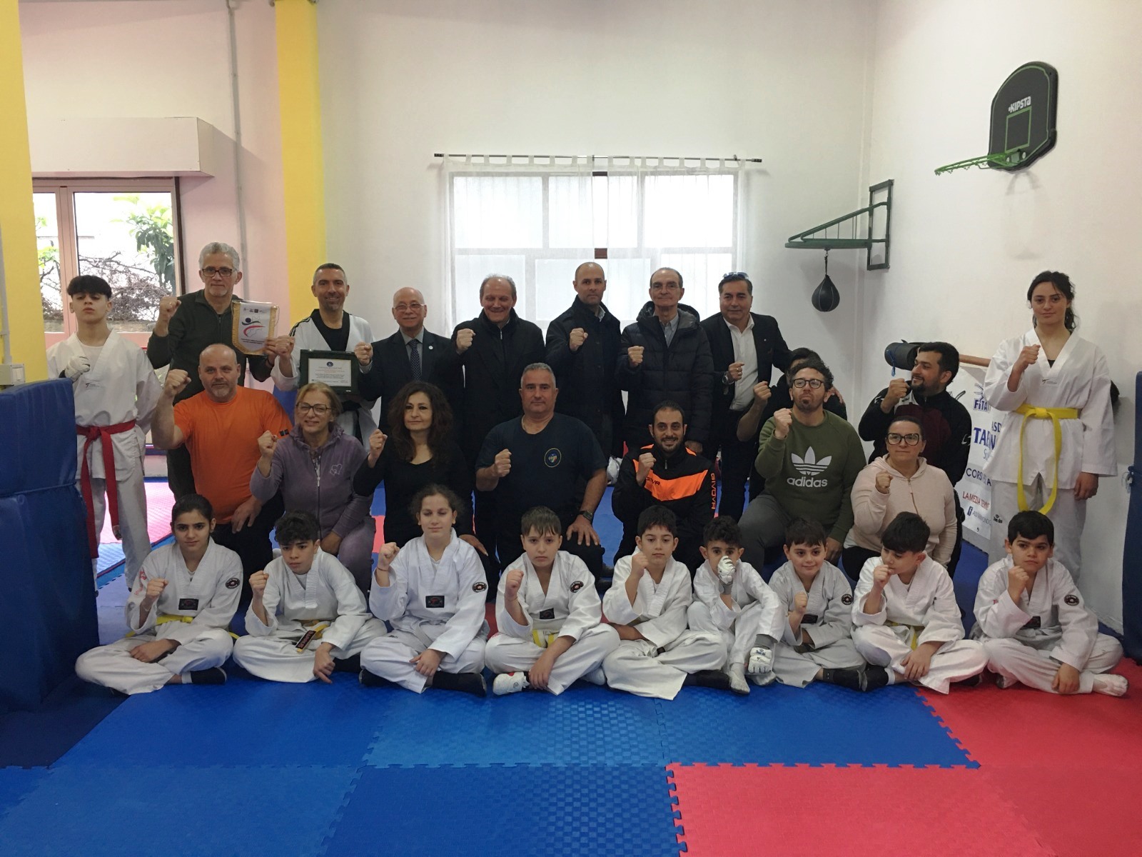 Dimostrazione pratica Taekwondo persone sorde a Lamezia