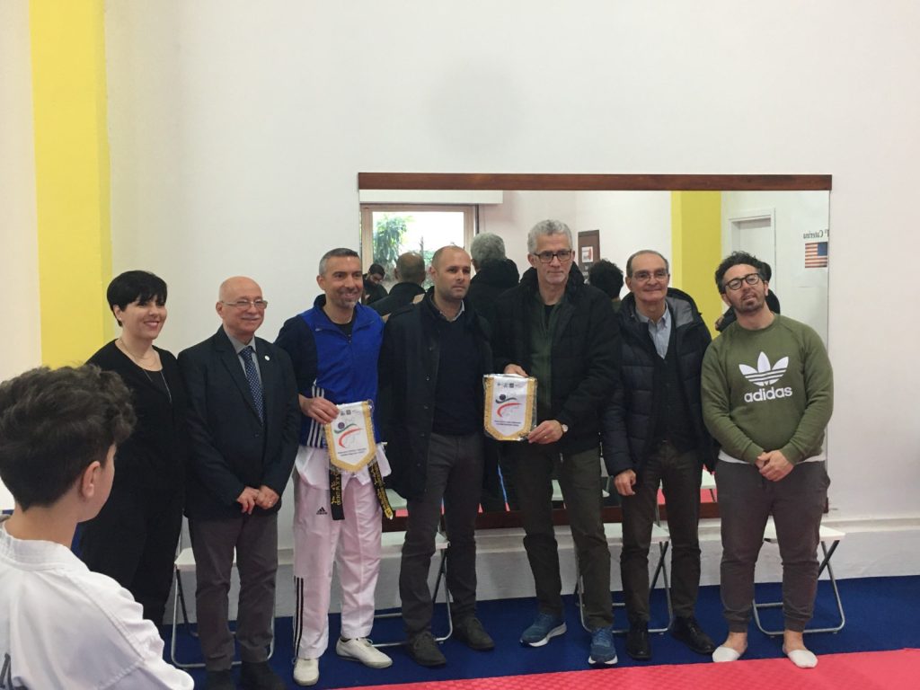 Dimostrazione pratica Taekwondo persone sorde a Lamezia