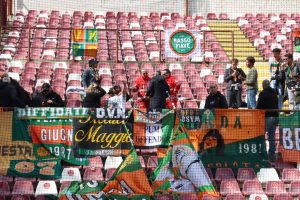 Malore tifoso Reggina-Venezia settore ospiti