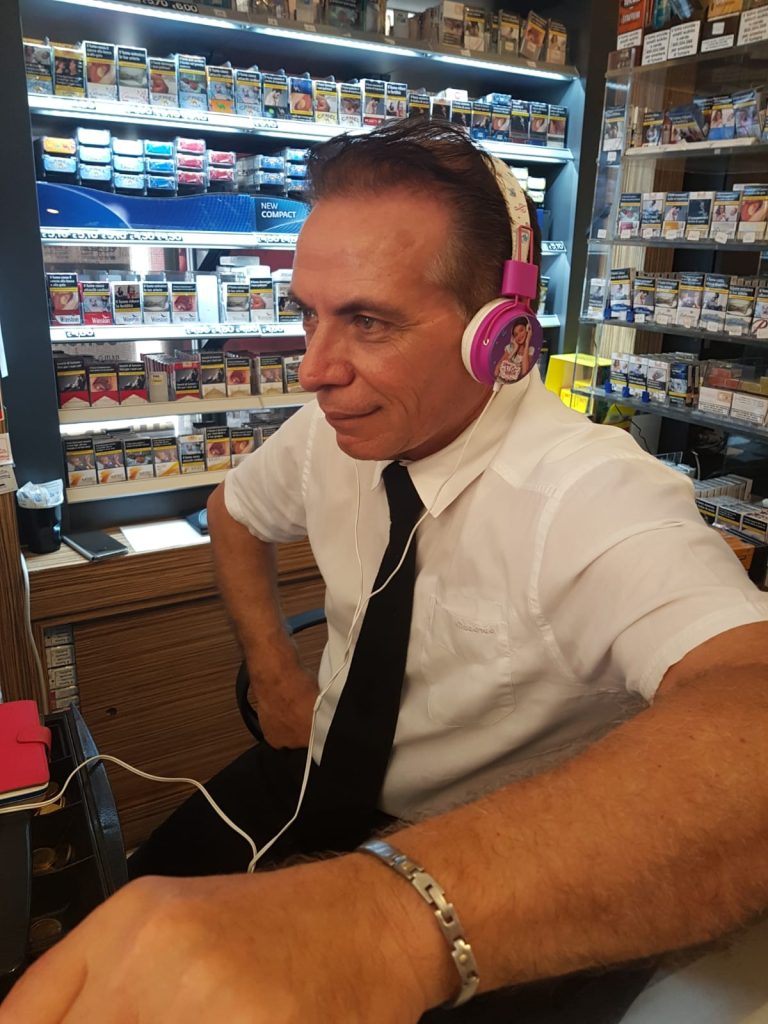 Piero Siclari banconista B'Art