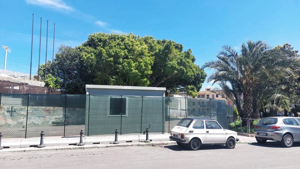 Recintata area Piazza della Pace Reggio Calabria per lavori Piscina Comunale