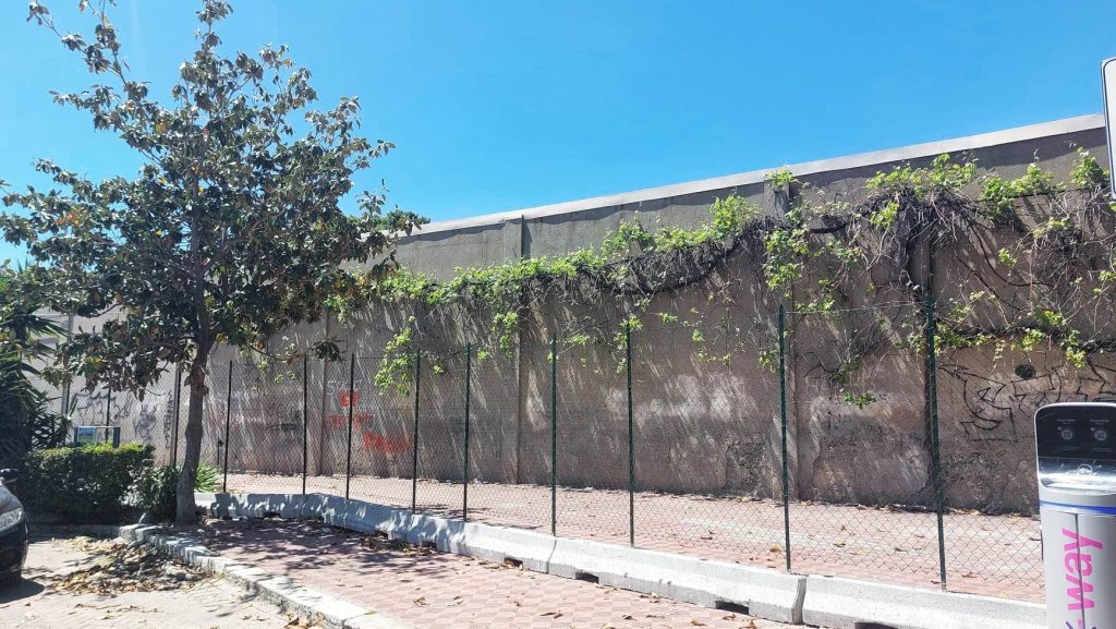 Recintata area Piazza della Pace Reggio Calabria per lavori Piscina Comunale