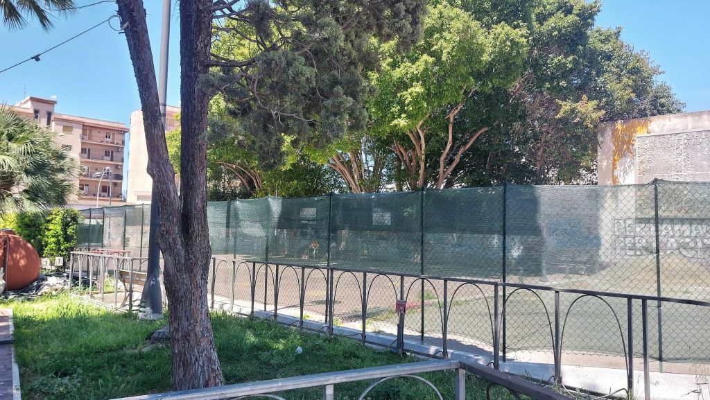 Recintata area Piazza della Pace Reggio Calabria per lavori Piscina Comunale
