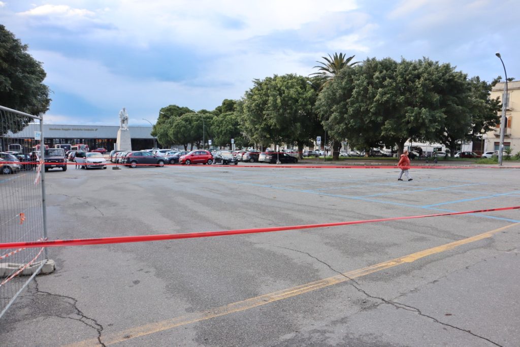 Recinzione lavori scavi Piazza Garibaldi Reggio Calabria