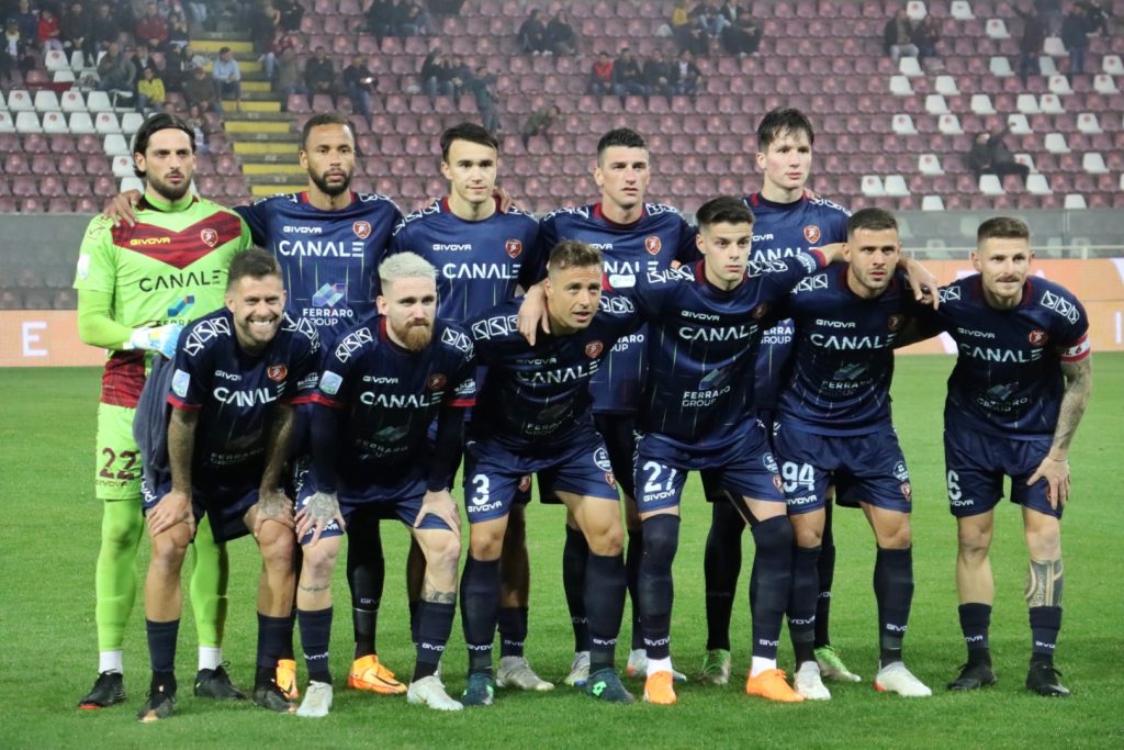Reggina-Brescia foto di gruppo formazione